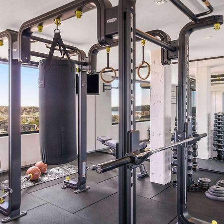 Pullman Sydney Hyde Park Hotel Ngoại thất bức ảnh The gym at The Ivy Collection