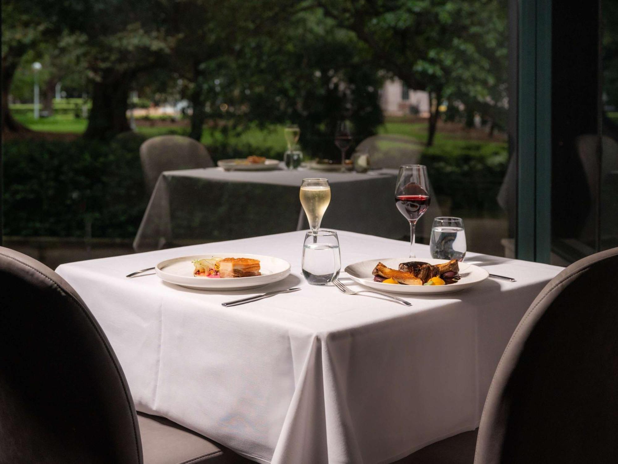 Pullman Sydney Hyde Park Hotel Ngoại thất bức ảnh The Terrace